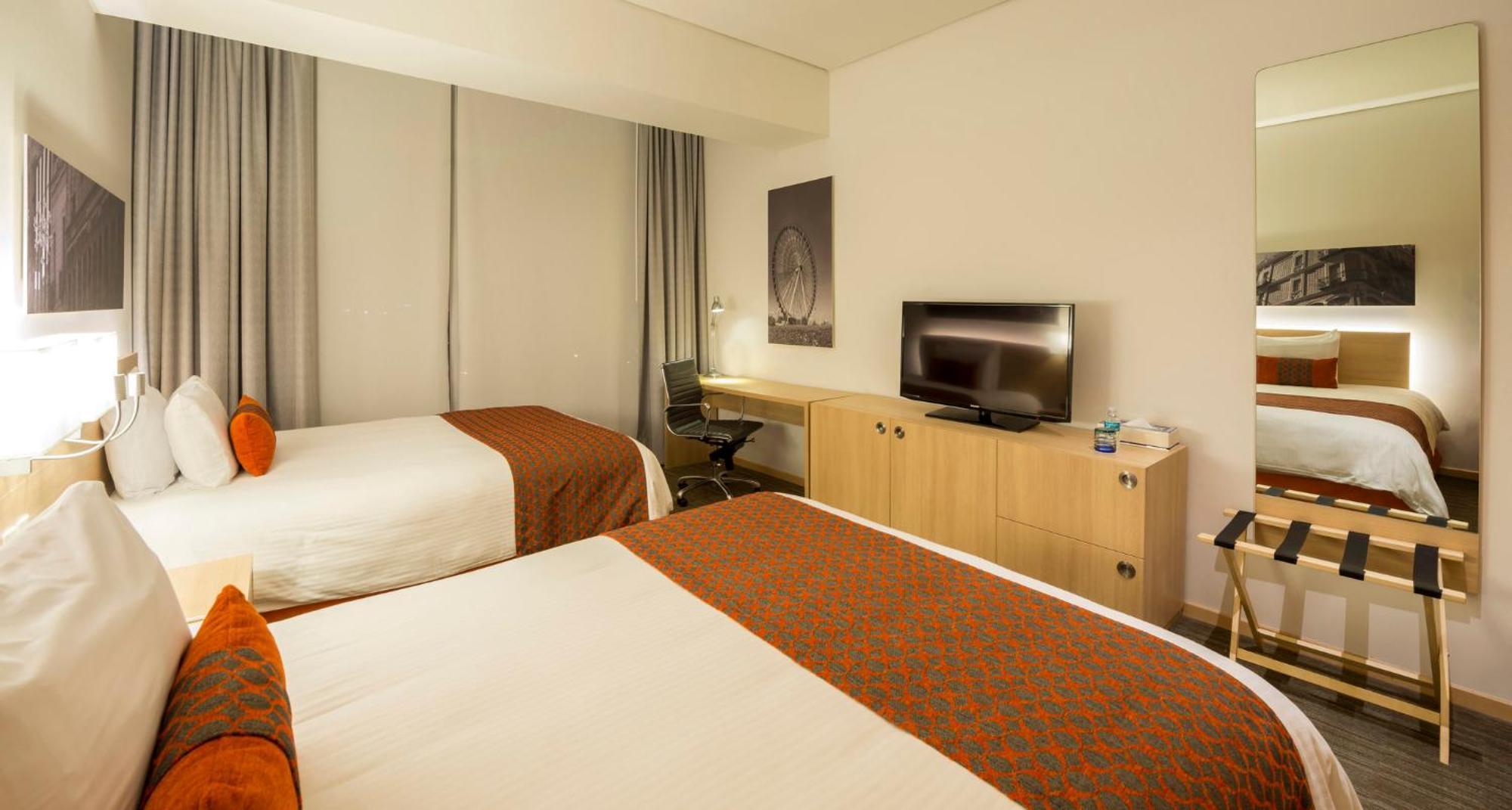 Hotel Camino Real Puebla Angelopolis Exteriér fotografie A room at the hotel